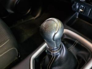 Toyota Hilux 2.4GD-6 Xtra cab Raider manual - Image 11