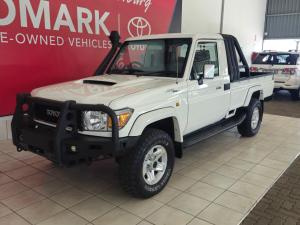 Toyota Land Cruiser 79 4.5D-4D V8 single cab LX 70th Anniversary - Image 8
