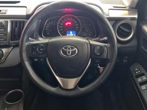 Toyota RAV4 2.0 GX - Image 19