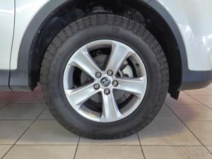 Toyota RAV4 2.0 GX - Image 7