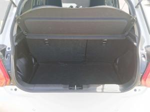 Suzuki Swift 1.2 GL manual - Image 12