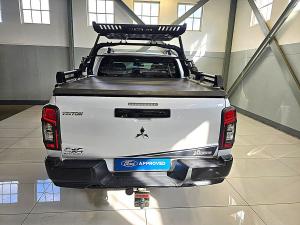 Mitsubishi Triton 2.4DI-D double cab 4x4 Xtreme - Image 5