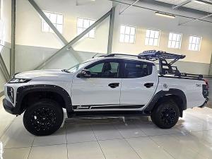 Mitsubishi Triton 2.4DI-D double cab 4x4 Xtreme - Image 6