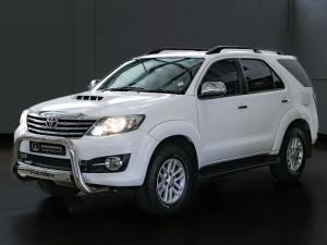 Toyota Fortuner 3.0D-4D Ltd edition auto - Image 2
