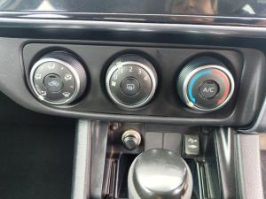 Toyota Corolla 1.6 Prestige auto - Image 16