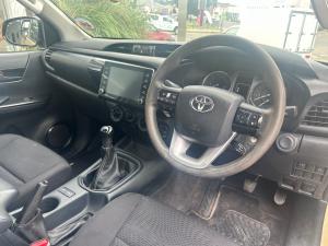 Toyota Hilux 2.4GD-6 single cab 4x4 Raider manual - Image 6