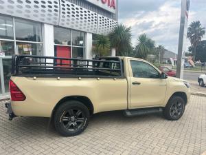 Toyota Hilux 2.4GD-6 single cab 4x4 Raider manual - Image 3