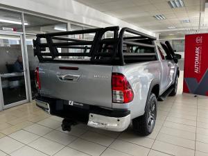 Toyota Hilux 2.4GD-6 Xtra cab Raider manual - Image 2