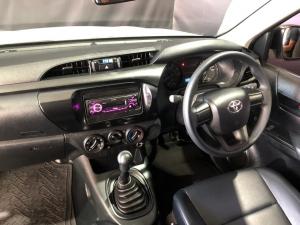 Toyota Hilux 2.4GD single cab S (aircon) - Image 6