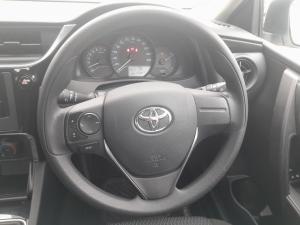 Toyota Corolla Quest 1.8 Plus manual - Image 8