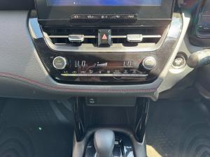 Toyota Corolla Cross 1.8 HEV GR-Sport - Image 14