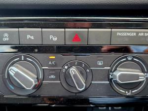 Volkswagen T-CROSS 1.0 TSI Life DSG - Image 8