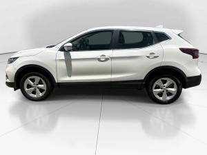 Nissan Qashqai 1.2T Visia - Image 4