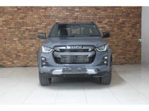 Isuzu D-Max 3.0TD double cab V-Cross 4x4 - Image 5