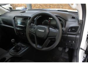 Isuzu D-Max 1.9TD single cab - Image 7
