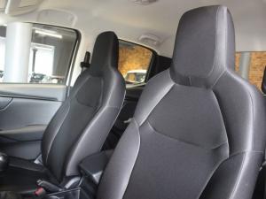Isuzu D-Max 1.9TD double cab L 4x4 manual - Image 10
