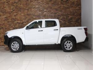 Isuzu D-Max 1.9TD double cab L 4x4 manual - Image 3