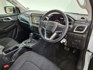 Isuzu D-Max 1.9TD double cab LS manual - Image 9