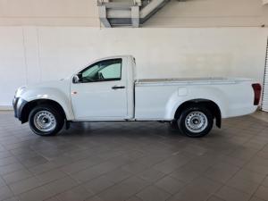 Isuzu D-Max Gen 6 250c single cab - Image 2