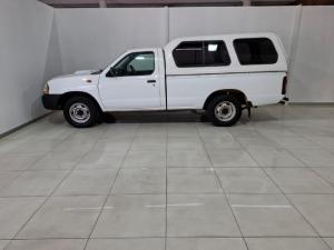 Nissan NP300 Hardbody 2.5TDi (aircon) - Image 2