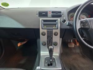 Volvo V50 T5 automatic - Image 22