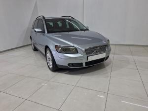 Volvo V50 T5 automatic - Image 2