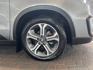 Suzuki Vitara 1.6 GLX auto - Image 11