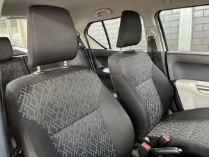 Suzuki Ignis 1.2 GLX auto - Image 9