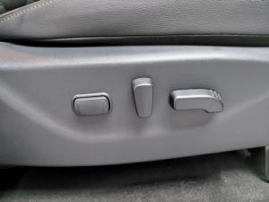 Nissan Navara 2.5DDTi double cab Stealth - Image 14