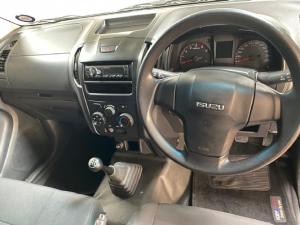 Isuzu D-Max Gen 6 250c single cab Fleetside - Image 7