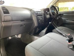 Isuzu D-Max Gen 6 250c single cab Fleetside - Image 9