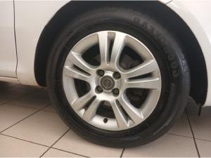 Opel Corsa 1.4 Essentia - Image 9