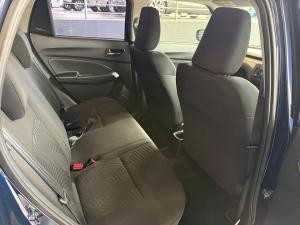 Suzuki Swift 1.2 GL manual - Image 11