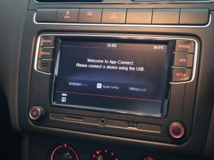 Volkswagen Polo Vivo hatch 1.6 Comfortline auto - Image 13
