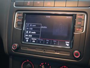 Volkswagen Polo Vivo hatch 1.6 Comfortline auto - Image 14