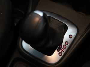 Volkswagen Polo Vivo hatch 1.6 Comfortline auto - Image 17