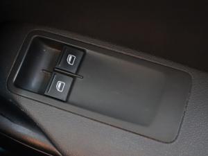 Volkswagen Polo Vivo hatch 1.6 Comfortline auto - Image 23