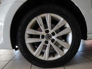Volkswagen Polo Vivo hatch 1.6 Comfortline auto - Image 26