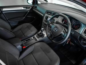 Volkswagen Golf 1.4TSI Comfortline auto - Image 11
