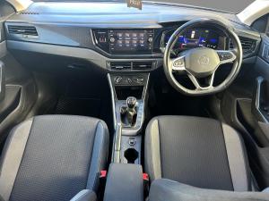 Volkswagen Polo hatch 1.0TSI Life manual - Image 12