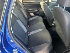 Volkswagen Polo hatch 1.0TSI Life manual - Image 4