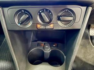 Volkswagen Polo Vivo hatch 1.4 - Image 11