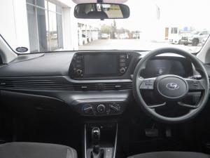 Hyundai i20 1.4 Motion auto - Image 6