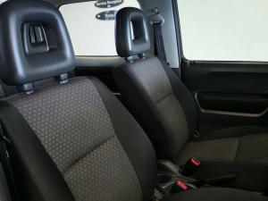 Suzuki Jimny 1.3 - Image 11