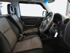 Suzuki Jimny 1.3 - Image 9