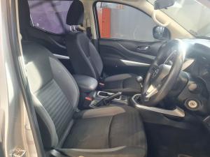 Nissan Navara 2.5DDTi double cab SE 4x4 - Image 17