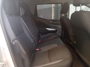 Nissan Navara 2.5DDTi double cab SE 4x4 - Image 20