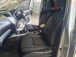 Nissan Navara 2.5DDTi double cab SE 4x4 - Image 21