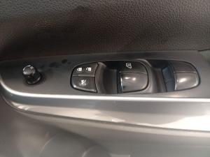 Nissan Navara 2.5DDTi double cab SE 4x4 - Image 25
