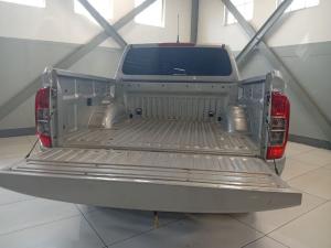 Nissan Navara 2.5DDTi double cab SE 4x4 - Image 7